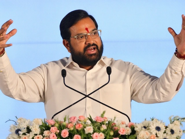 लड़की बहिन योजना पर महाराष्ट्र सरकार की सफाई: क्या दूसरी योजनाएं बंद होंगी?